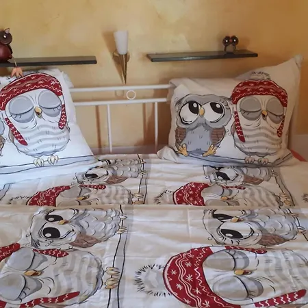 By The Forest Modern Retreat