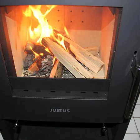 By The Forest Modern Retreat בית נופש